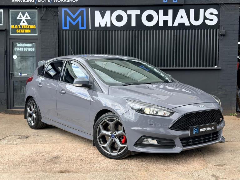 2016 Ford Focus 2.0T EcoBoost ST-3 Euro 6 (s/s) 5dr HATCHBACK Petrol Manual