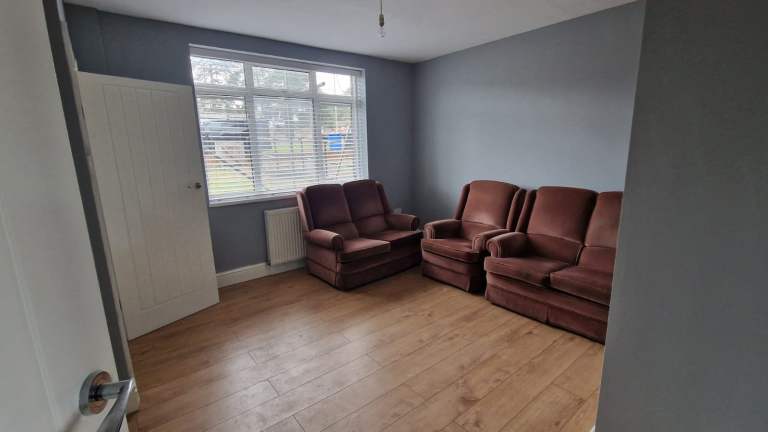 3 bedroom House in Albert Drive, Woking, GU21