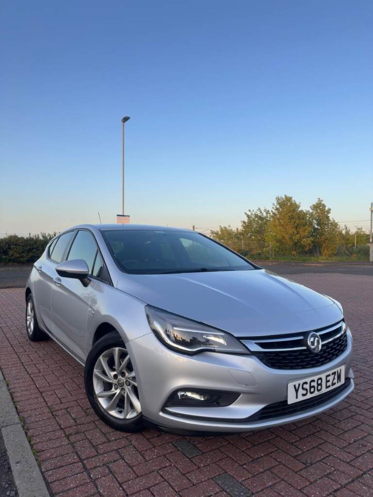Vauxhall, ASTRA, Design Turbo, Hatchback, 2018, Manual, 1399 (cc), 5 doors