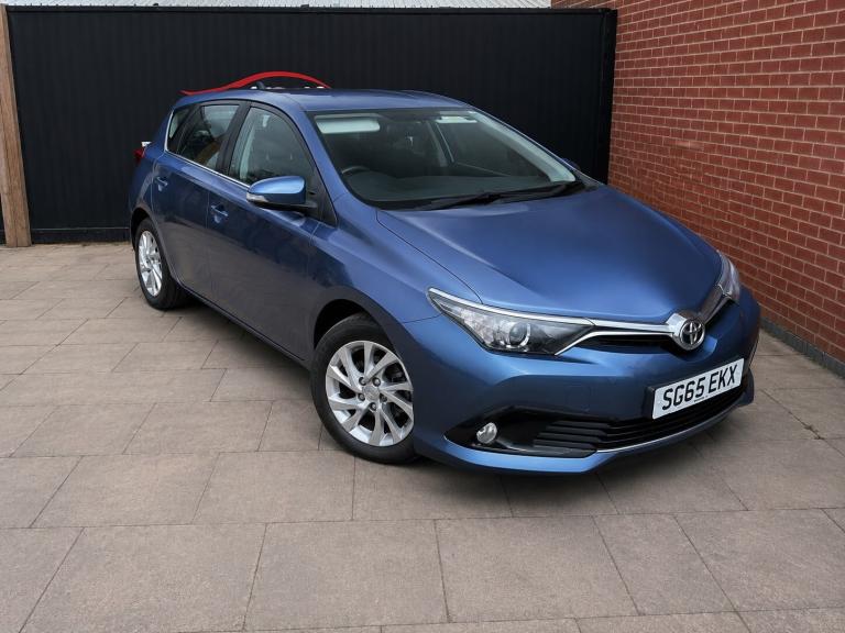 2015 TOYOTA AURIS 1.2T Business Edition 5dr LOW MILEAGE, UELEZ FREE