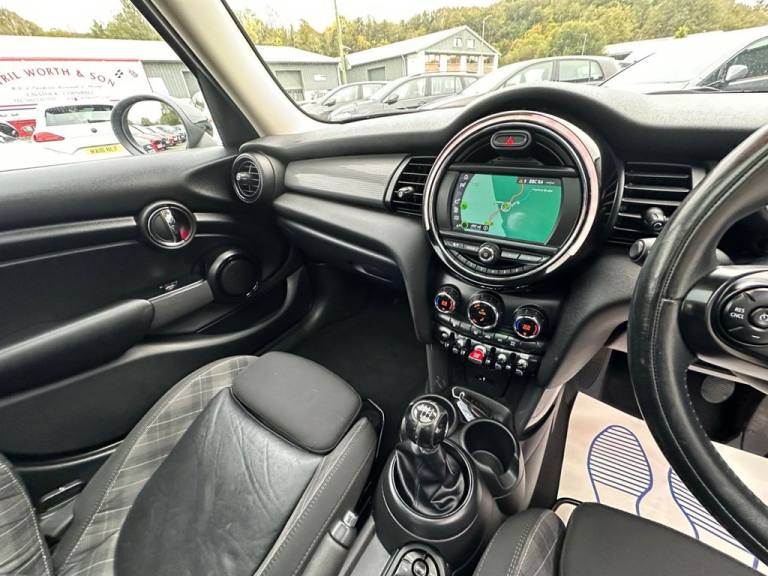 2018 MINI Hatch 1.5 Cooper Hatchback 5dr Petrol Manual Euro 6 (s/s) (136 ps) Hatchback Petrol Manual