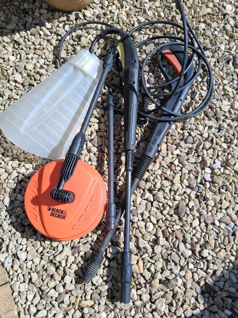Pressure washer essentials