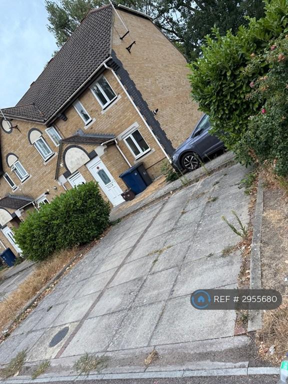 2 bedroom house in Swan Drive, London, NW9 (2 bed) (#2955680)