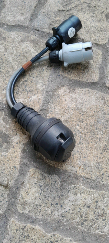 Caravan trailer  adaptor 