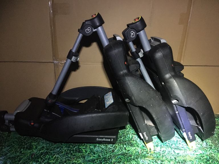 Maxi Cosi infant car seat bases
