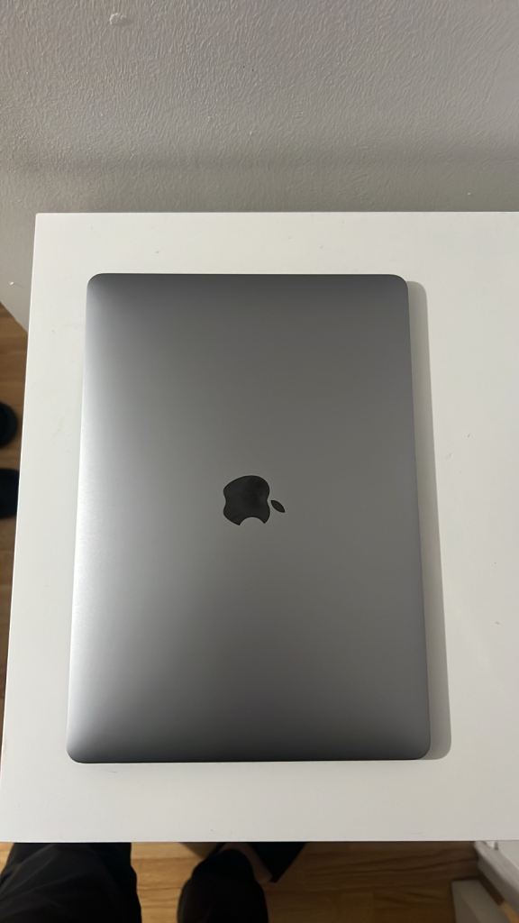 Apple MacBook Air 13" M1 (2020) - 8GB RAM - 256GB SSD - 92% Battery