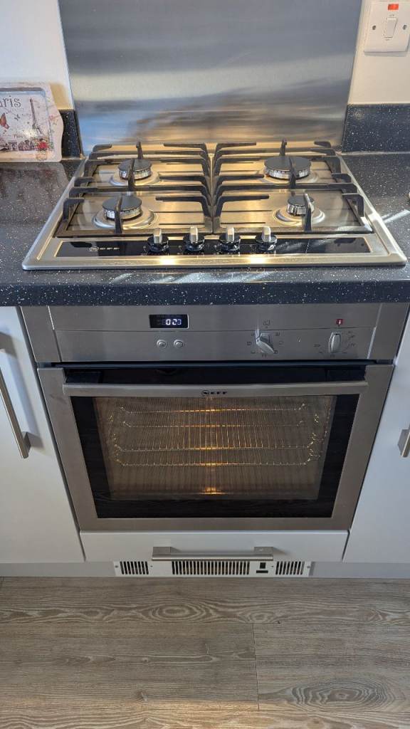 NEFF Gas Hob + Electric Fan Oven + 60cm Oven Carcass - Excellent Condition + Instruction Manuals  