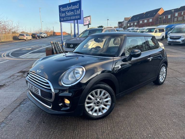 2015 MINI Hatch 1.5 Cooper D Hatchback 3dr Diesel Manual Euro 6 (s/s) (116 ps) Hatchback Diesel M...