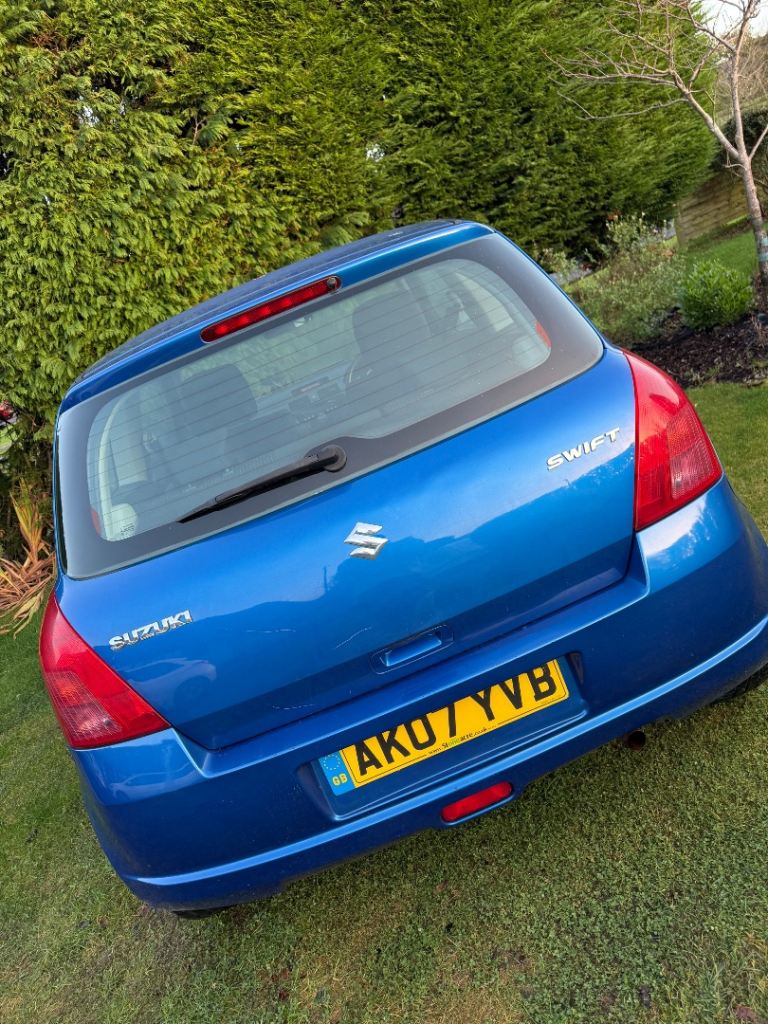 Suzuki, SWIFT, Hatchback, 2007, Manual, 1328 (cc), 3 doors