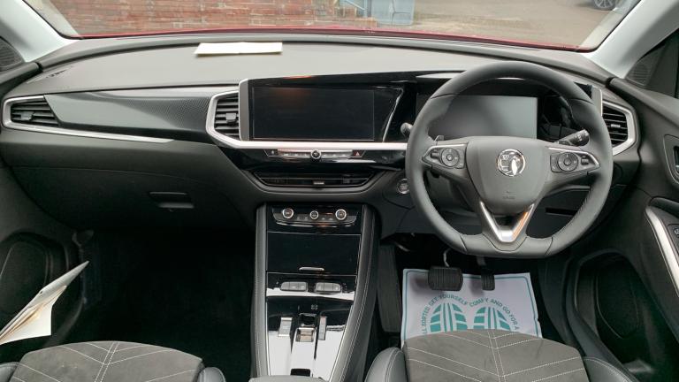 2024 Vauxhall Grandland 1.2 Hybrid [136] Ultimate 5dr e-DCT6 HATCHBACK PETROL Automatic