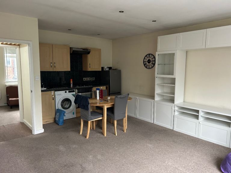 1 bedroom flat Isleworth 