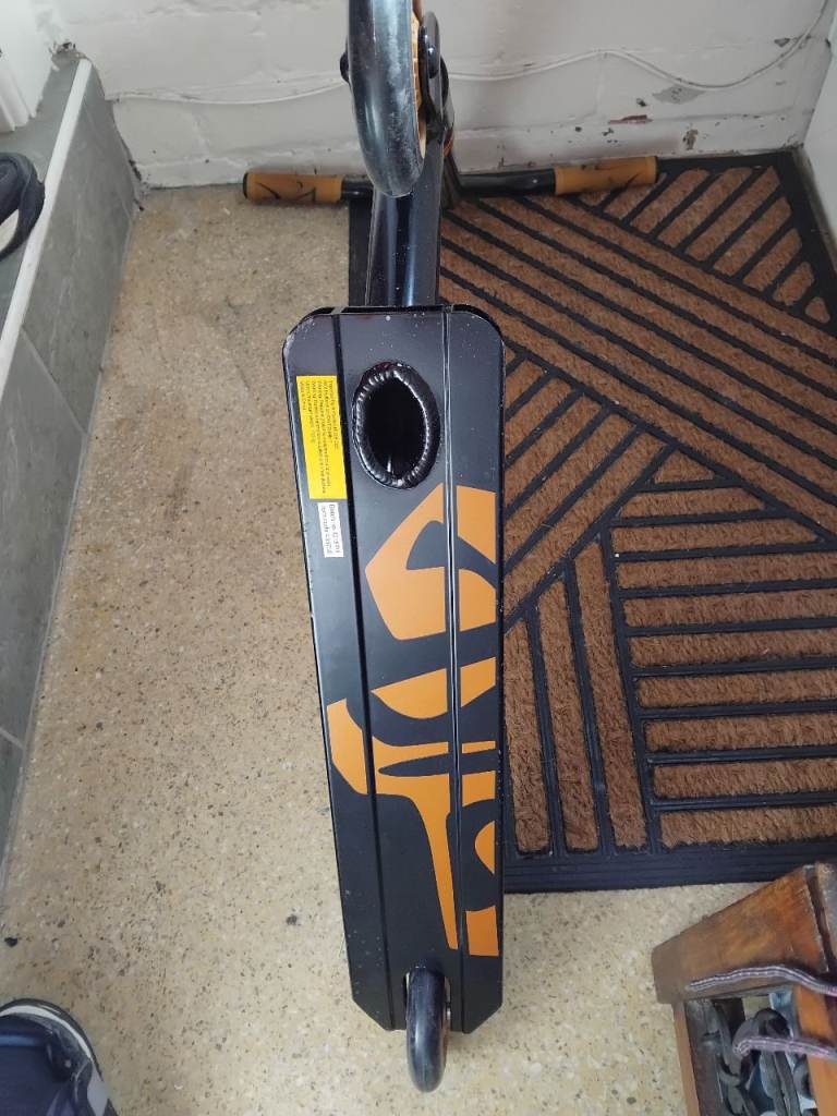 Junior 'X rated' stunt scooter 