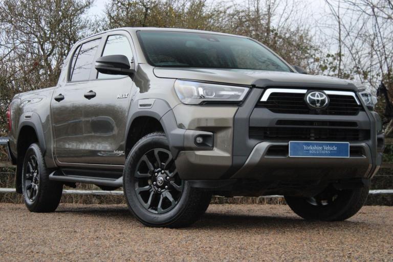 2023 Toyota Hilux 2.8 D-4D Invincible X Auto 4WD Euro 6 (s/s) 4dr PICK UP Diesel Automatic