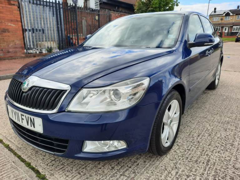 SKODA OCTAVIA ELEGANCE 2011 REG.1.6 TDI ONLY 87.000 MILES FROM NEW.