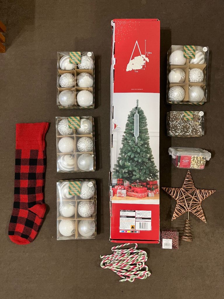 Christmas Tree + Decorations Bundle – Ready to go!