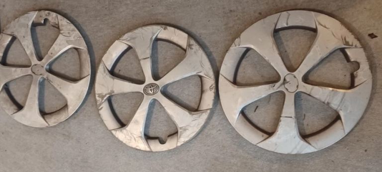 2009-2015 Toyota Prius wheel cap cover