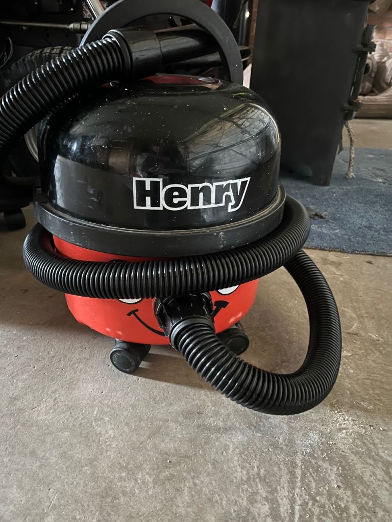 Henry Hoover for spares and repairs 
