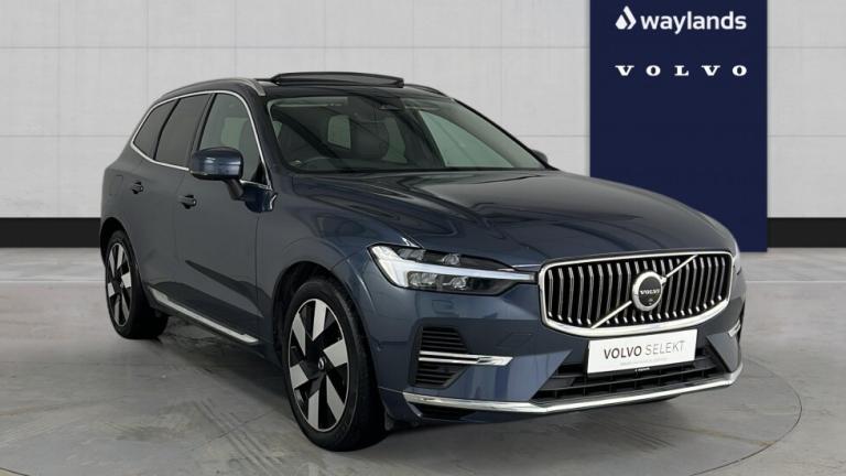 2023 Volvo XC60 Recharge Ultimate, T8 AWD Plug-in hybrid, Electric/Petrol, Bright Estate Petrol P...