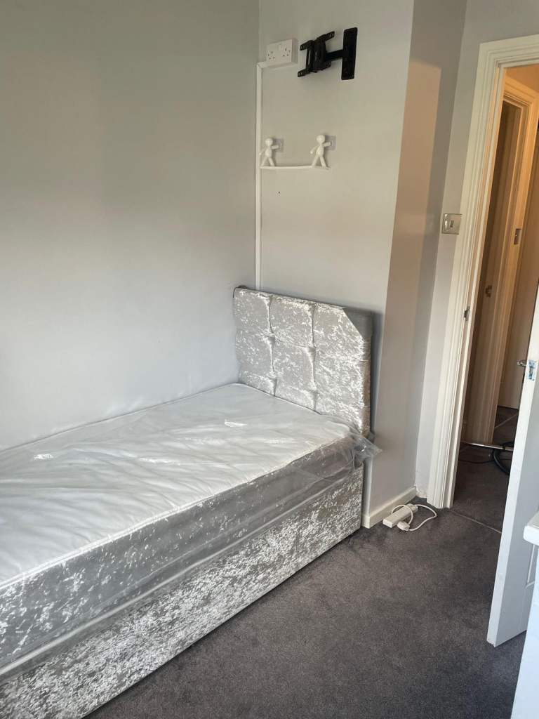 Room to rent