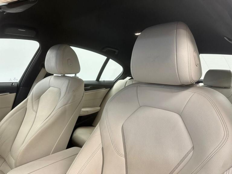 2017 BMW 5 Series 520d M-SPORT AUTO 190 BHP + SAT NAV + HEATED LEATHER Saloon Diesel Automatic