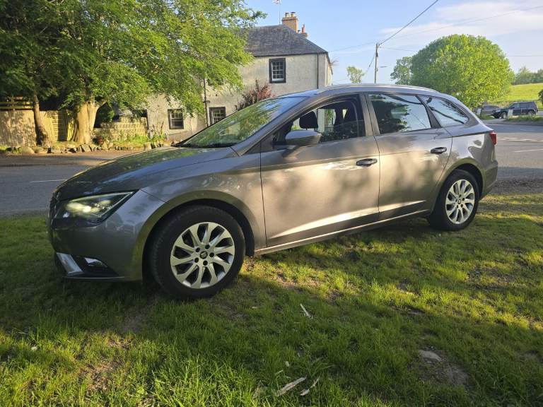 2015 Seat Leon SE Technology TDI £20 Tax Estate Cruise Control 2 Keys FSH