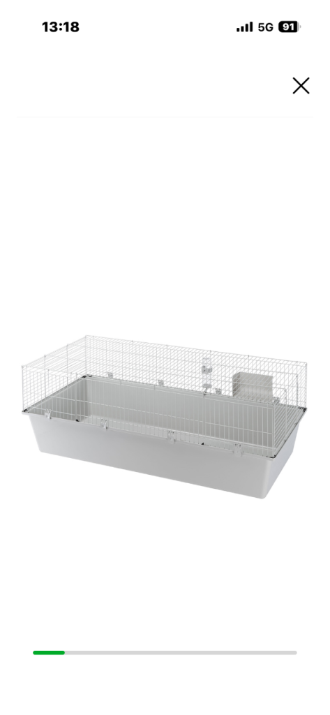 Indoor rabbit hutch 