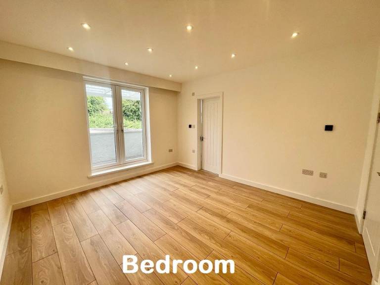 Large One Bedroom Flat to Rent - (Ref - A1B3R0) - Blenheim Road West Harrow HA2 7AA 