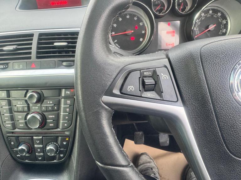 2014 Vauxhall Meriva 1.4T 16V SE 5dr MPV PETROL Manual