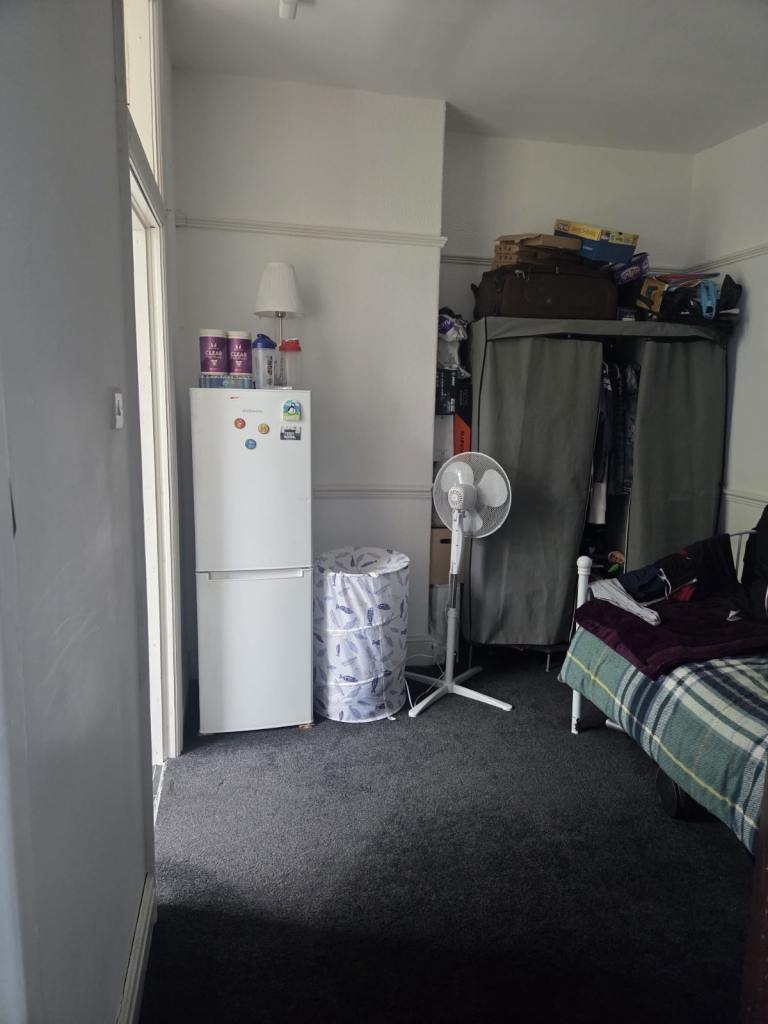 1 bedroom studio in Whalley range 