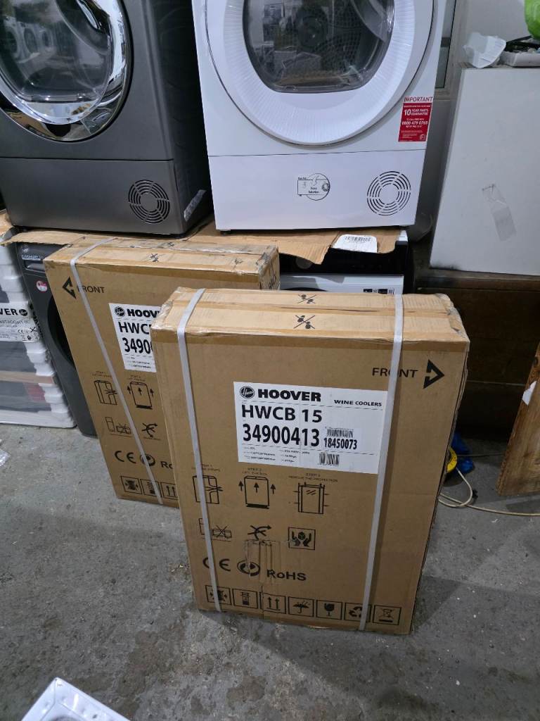 Hoover Wine Cooler Built-in Black Brand new in box - perfect Christmas gift