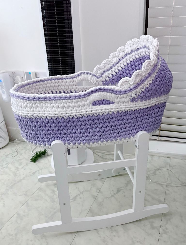Crocheted baby Moses basket sets & dolls Moses baskets 