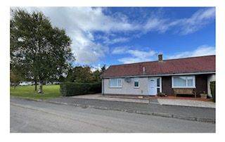 Three Bedroom End Terraced Bungalow to Rent