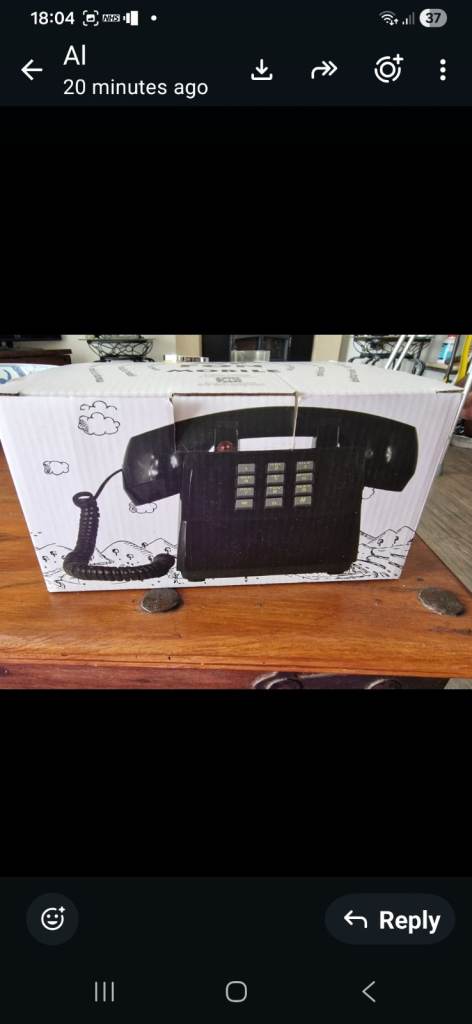 Push Me Fon Mobile Retro Landline Phone - Like New