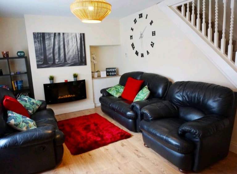 Spacious double room in city centre. 