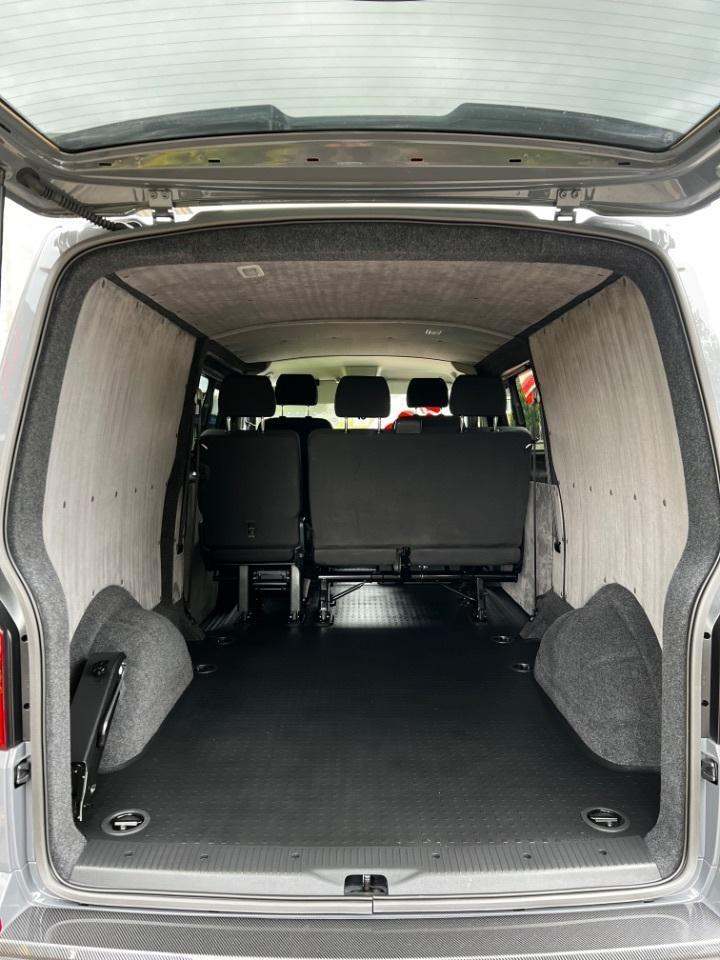 2023 Volkswagen Transporter 2.0 TDI 110 Highline combi van kombi van 5 door C...