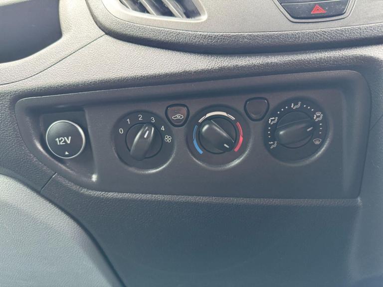 2016 Ford Transit 2.2 TDCi 350 Panel Van 5dr Diesel Manual RWD L4 H3 Euro 5 (DRW) (155 ps) PANEL ...