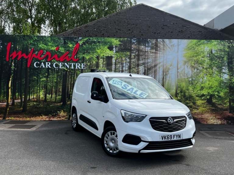 2020 Vauxhall Combo Cargo 2000 1.5 Turbo D 100ps H1 Sportive Van 5 door Panel...