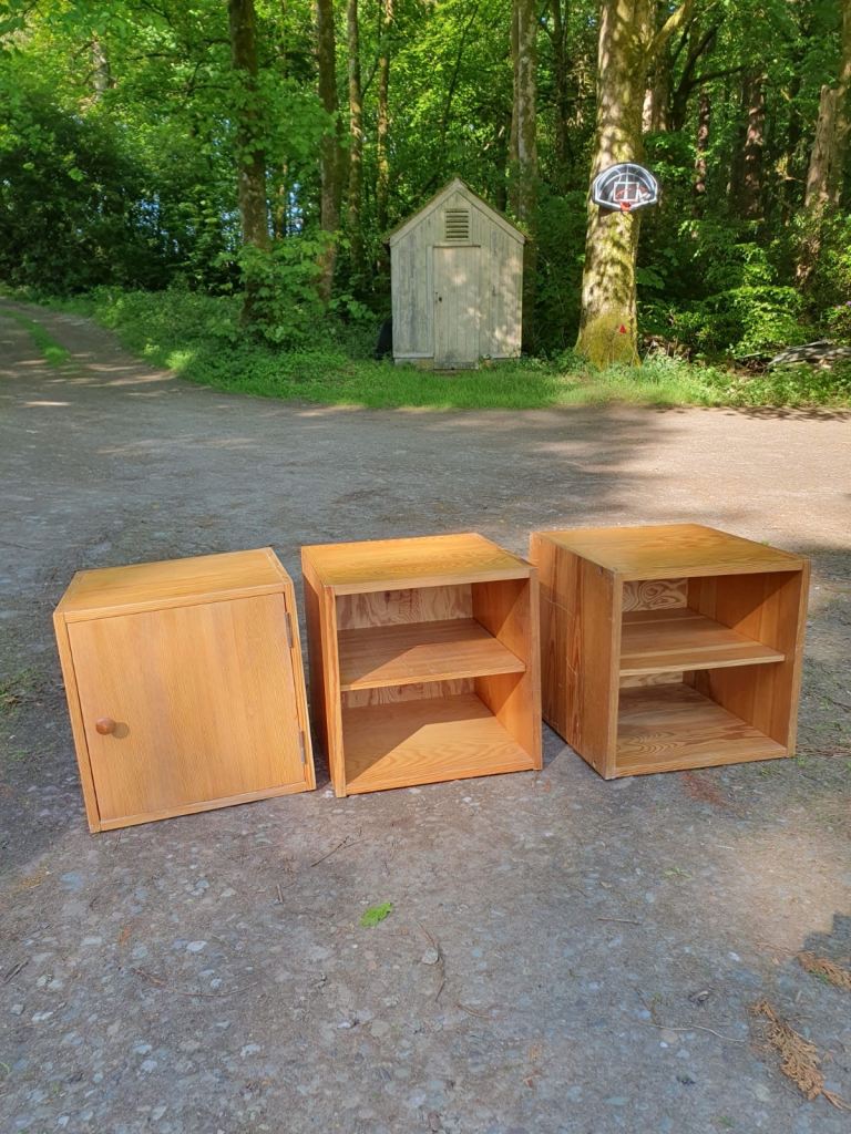 3 Wooden Cubes