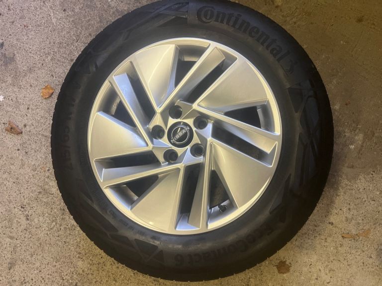 Genuine Nissan Qashqai alloys set of 4