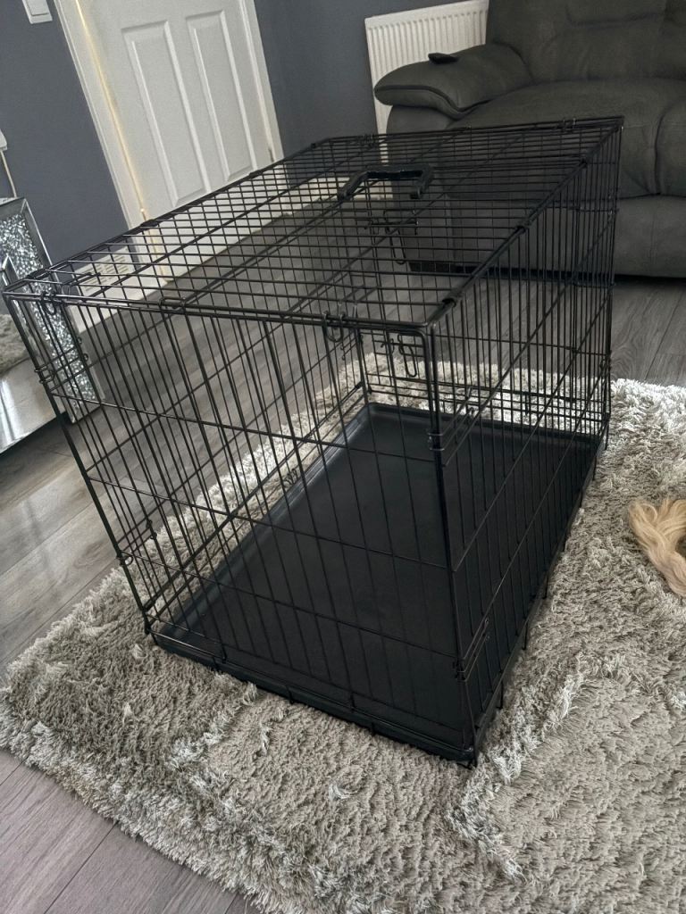Dog crate 