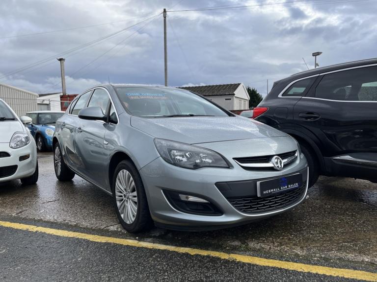 VAUXHALL ASTRA 1.4 16v Excite 2014