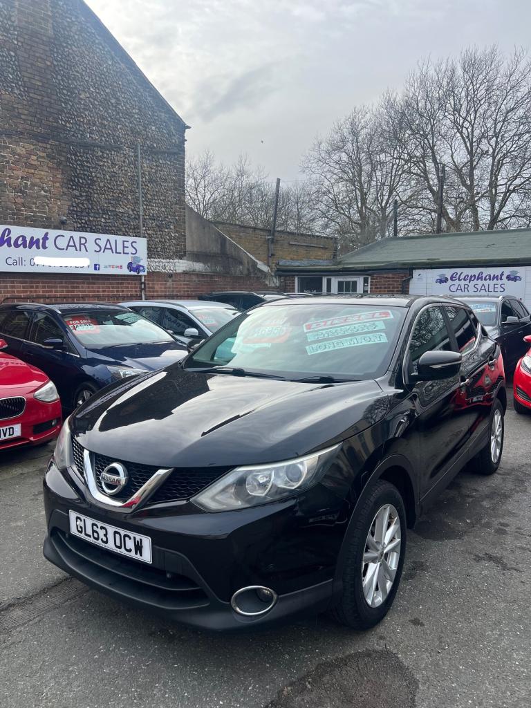 2014 Nissan Qashqai 1.6 dCi Acenta Premium 5dr HATCHBACK Diesel Manual