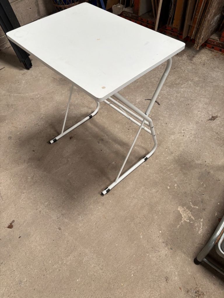 White Foldable Table – Good Condition