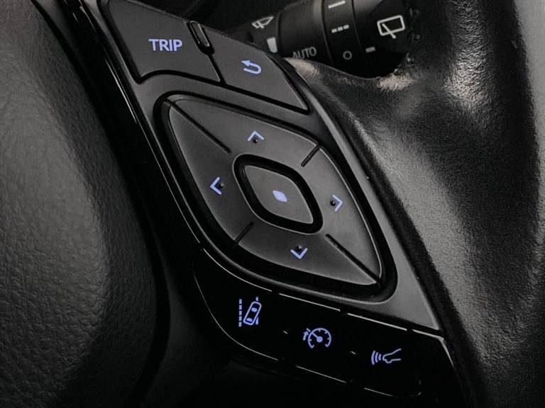 2020 Toyota C-HR 1.8 Hybrid Dynamic 5dr CVT HATCHBACK PETROL/ELECTRIC Automatic