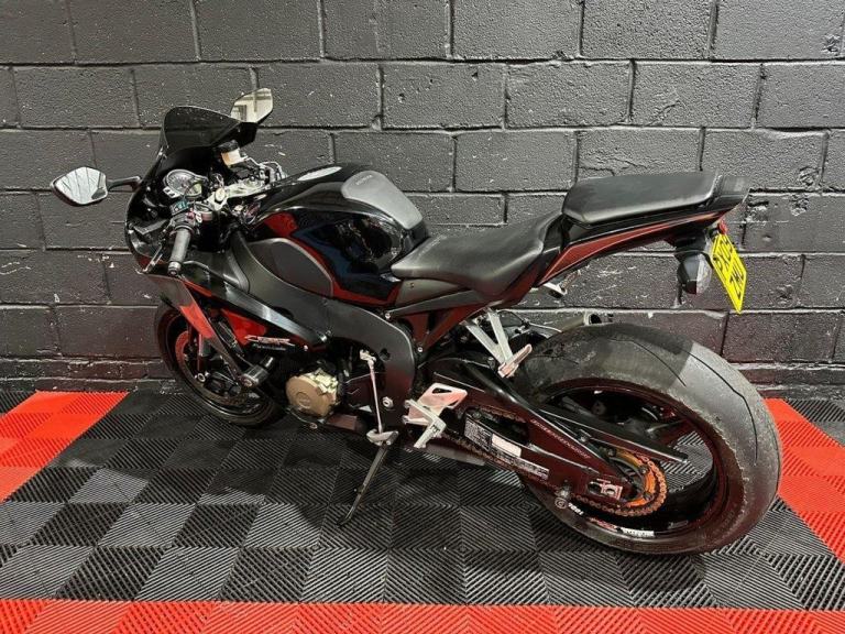 2009 09 HONDA CBR1000RR FIREBLADE FINANCE SPECIALISTS APPLY NOW