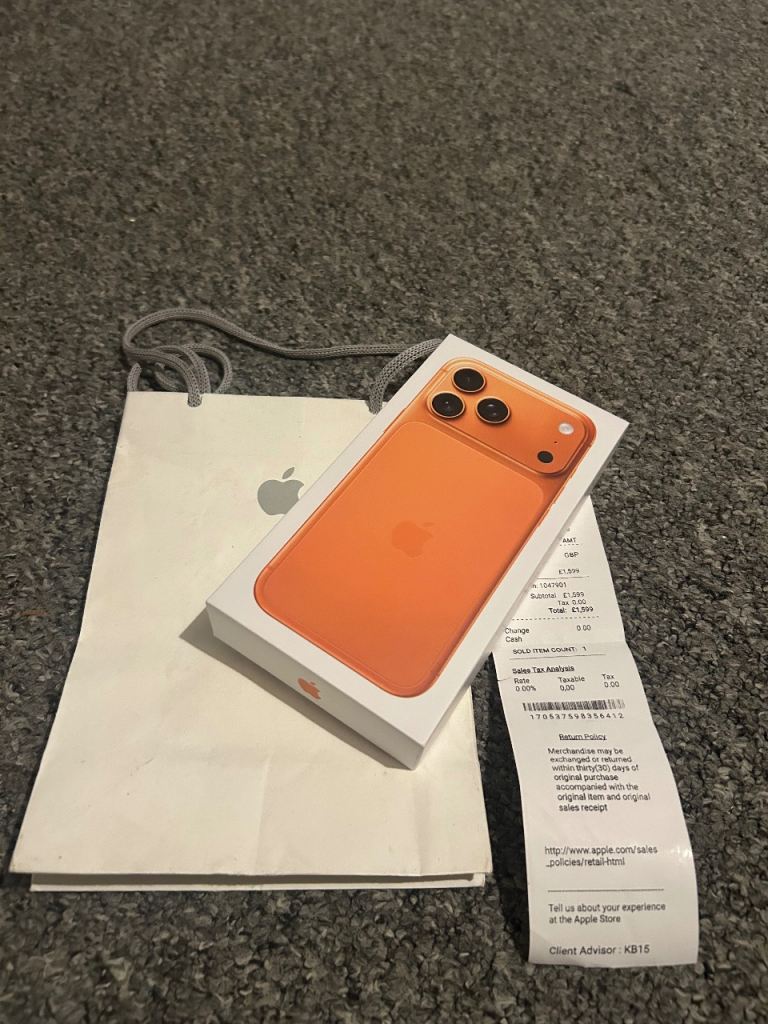 iphone 17 pro max 1TB cosmic orange 