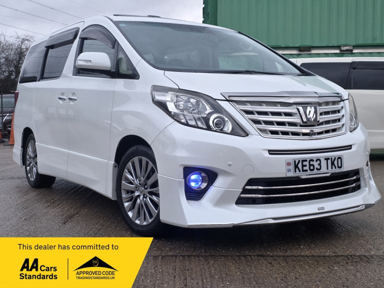 2014 Toyota ALPHARD VELLFIRE 35 V6 GOLDTYPE 2 Warranted low mileage 17k only MPV Petrol Automatic