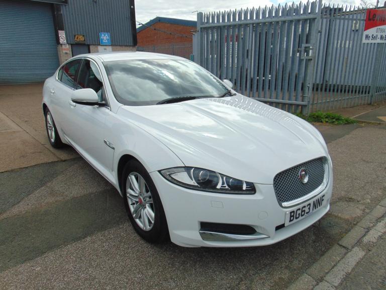 2013 Jaguar XF 2.2d Luxury Saloon 4dr Diesel Auto Euro 5 (s/s) (163 ps) Diesel