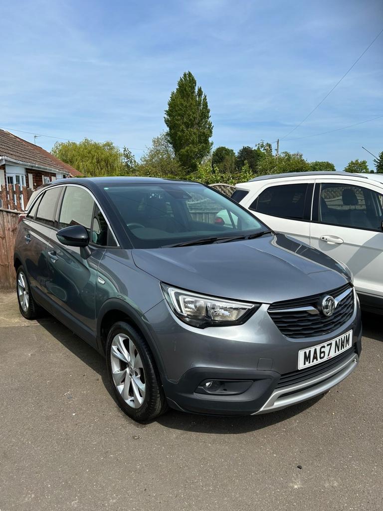 2017 Vauxhall Crossland X 1.2T ecoTec [110] Tech Line Nav 5dr [Start Stop] HATCHBACK Petrol Manual