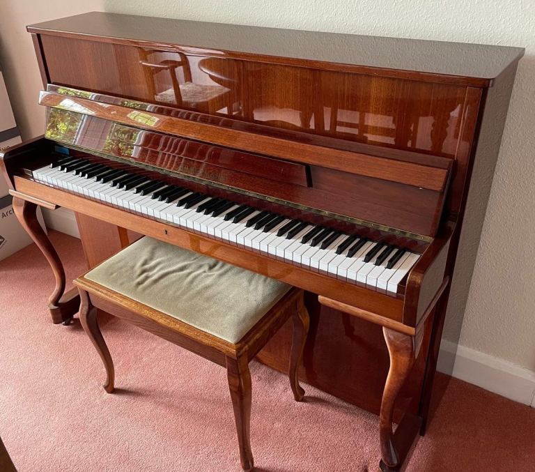 Zimmermann Upright Piano with Bench – Good Condition